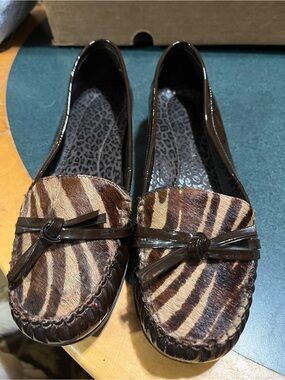 Diego di Lucca Women's Brown Zebra-Print Moccasin Loafers 8